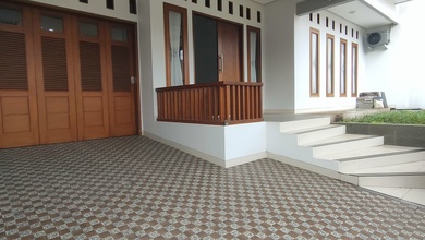 Rumah Area Luxury Regol, Bandung - Harga Menarik 3,8 Miliar