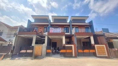 Rumah Dijual di Arcamanik, Bandung, LB 131m², Harga Terbaik!