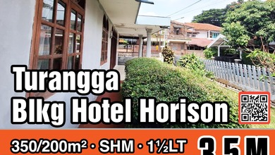 Rumah Prestisius di Kawasan Turangga, Bandung, LB 200m², Harga 3,5 Miliar