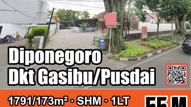 Rumah Prestisius di Kawasan Dago, Bandung, LB 173m², Harga 55 Miliar