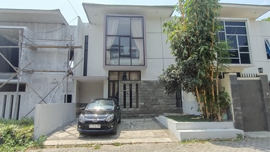 Rumah Mewah Luas 120 m2, di Cimahi, Bandung